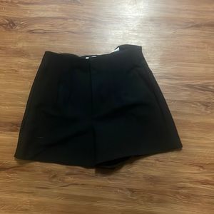 black zara shorrs